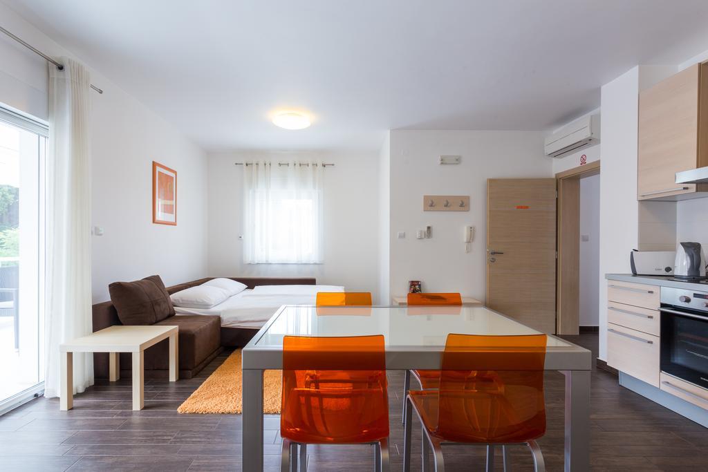 Apartments Villa Alba Дубровник Екстериор снимка