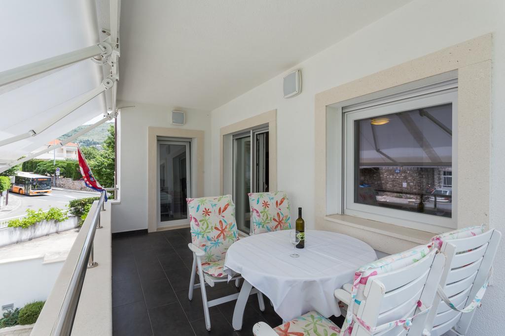 Apartments Villa Alba Дубровник Екстериор снимка